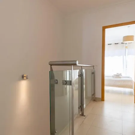 White Breeze Paradise فيلة البوفيرا